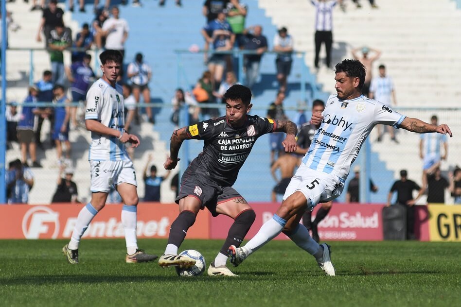 San Martín estuvo dos veces arriba, pero perdió 4-2 ante Rafaela