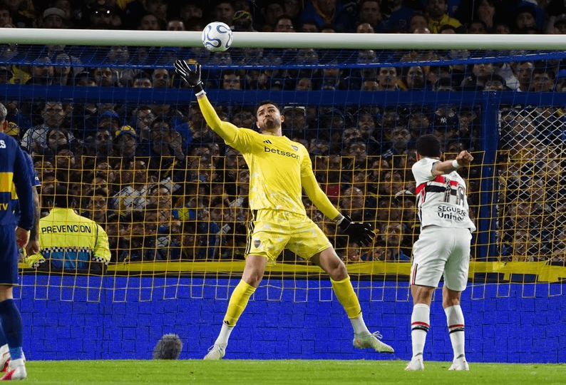 Merentiel volvio al gol y Boca sacó ventaja ante San Pablo