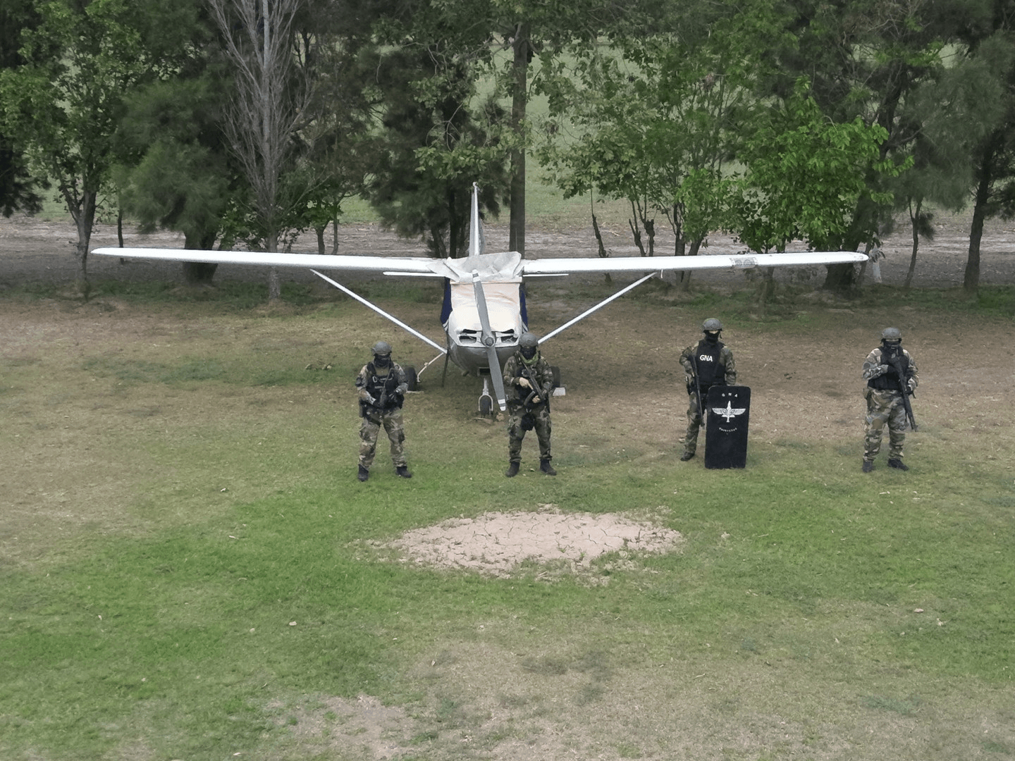 Tucumán: detuvieron a tres personas y secuestraron seis aeronaves en la causa por los 470 kilos de cocaína